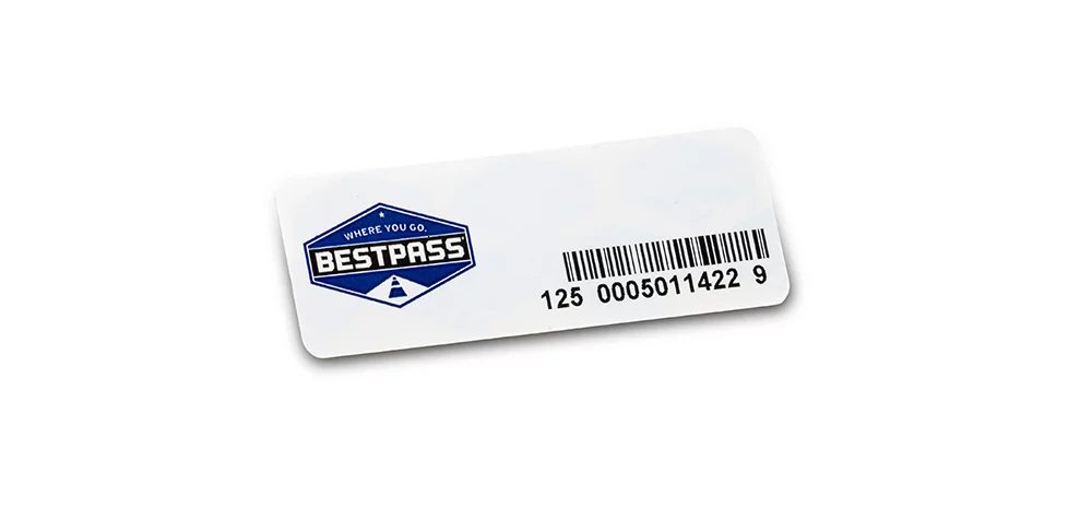 Bestpass’s Horizon Voyager toll transponder mounted on a truck windshield 